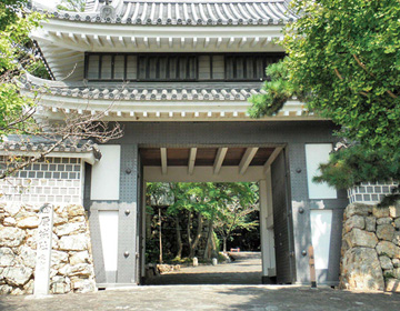 田原城(田原市博物館)