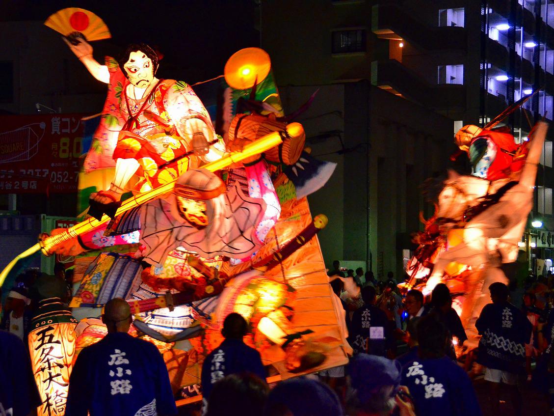 Festival de lanternes de Kariya