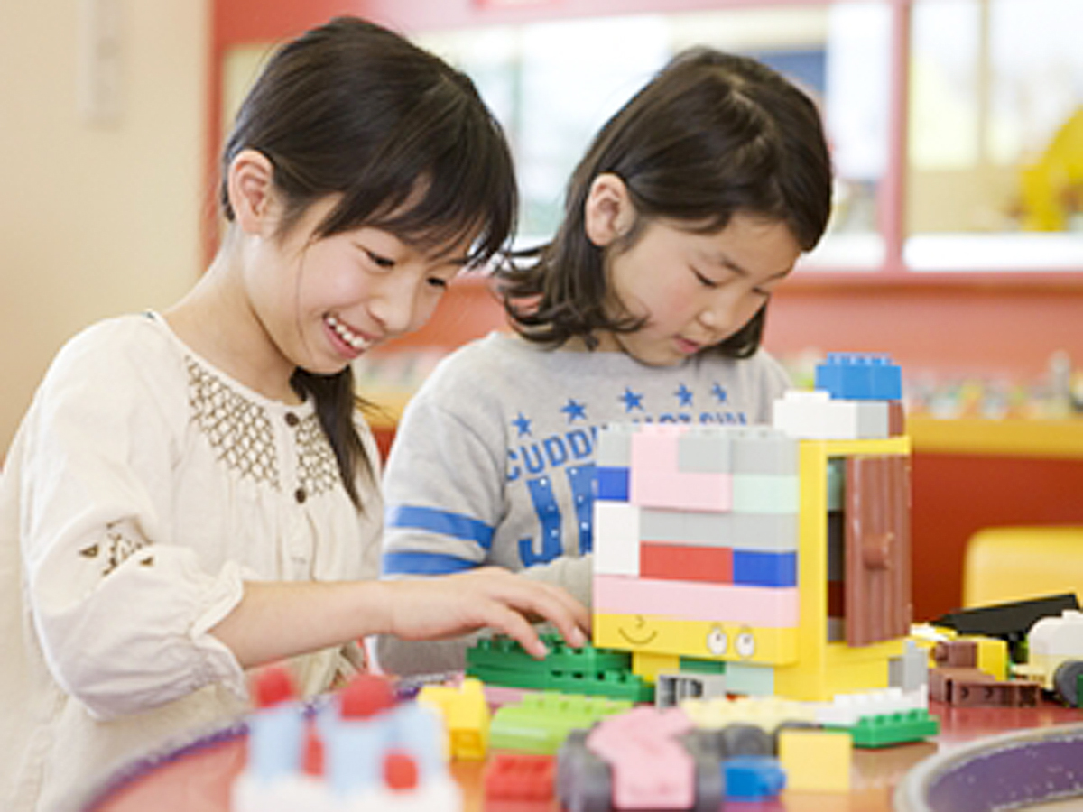 Minami Chita Omocha no Kuni, Land of Toys