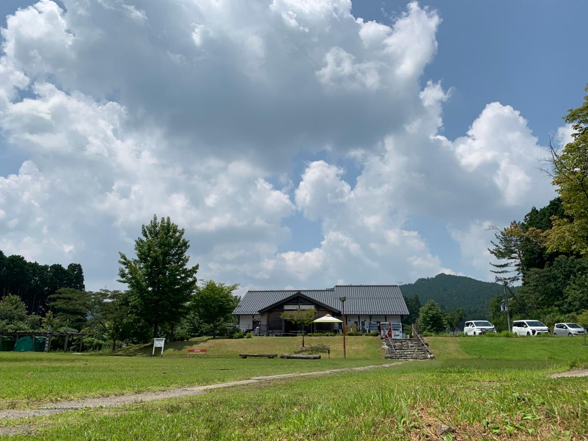 道の駅つくで手作り村