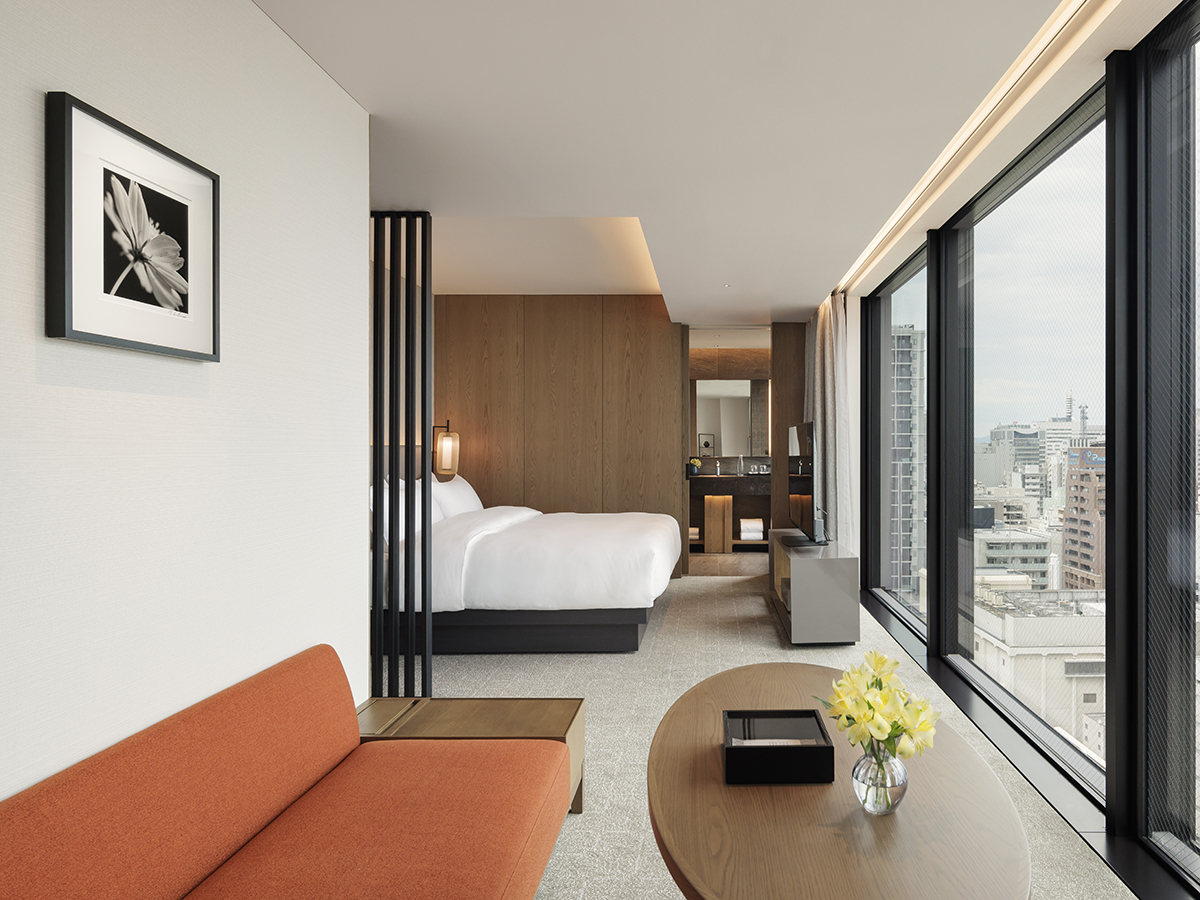 TIAD,AUTOGRAPH COLLECTION