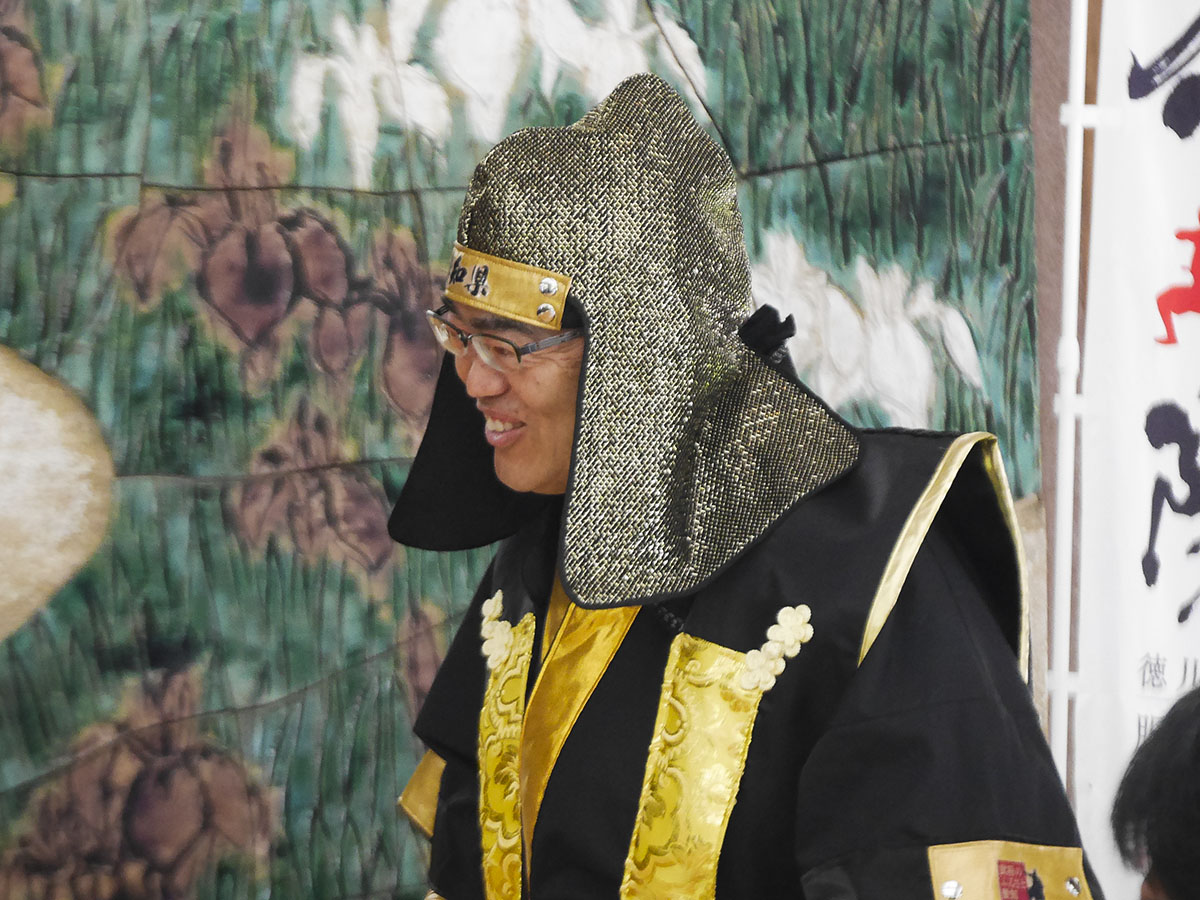 Hattori Hanzo and The Ninjas 2017 team pay respect to Aichi Governor Hideaki Omura