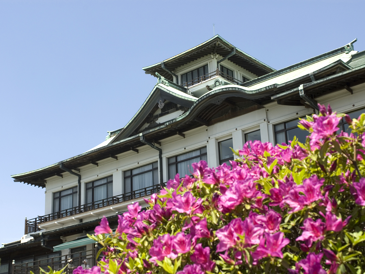 蒲郡クラシックホテル　つつじ×アールブリュット作品展