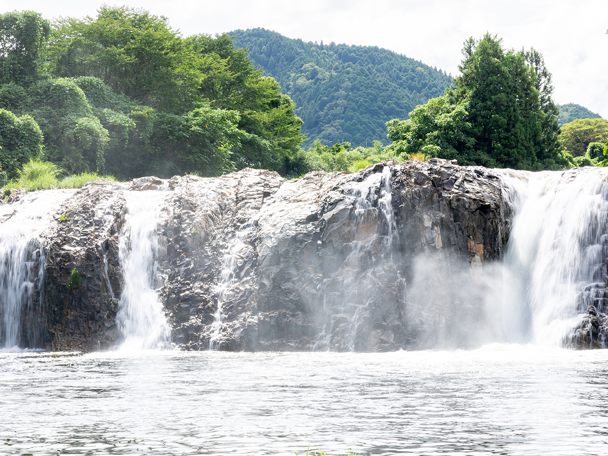 Tsuta no Fuchi Falls