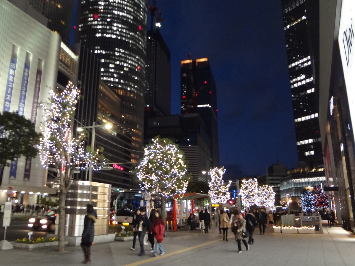 名站通　灯光秀