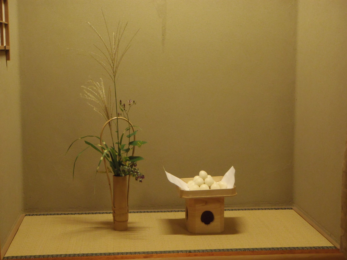 月を掬う　徳川園観月会