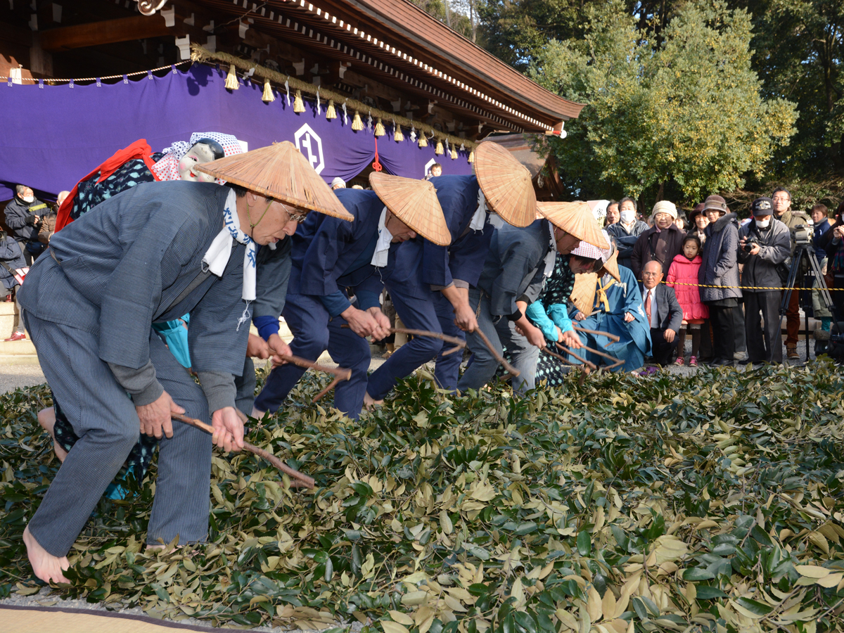 田游祭（砥鹿神社）