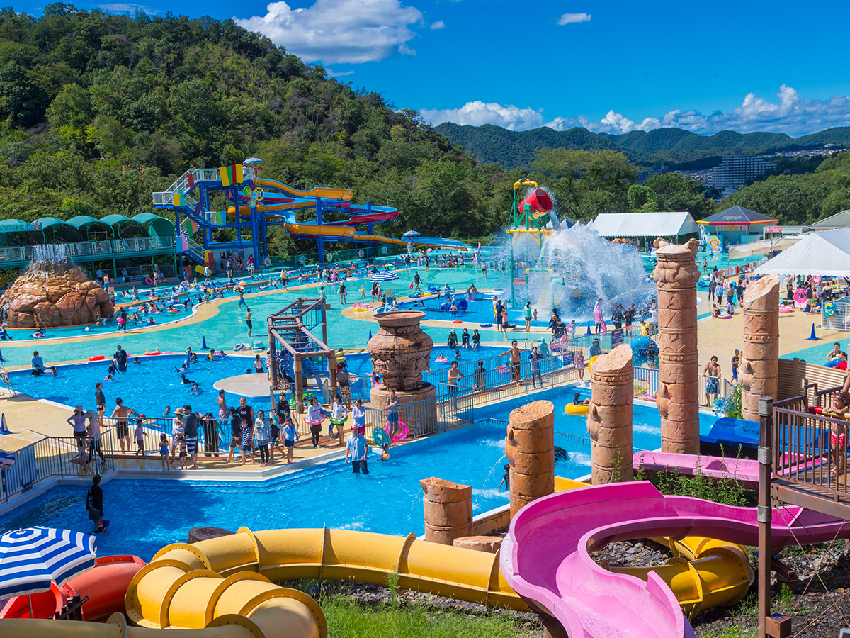 日本モンキーパーク水の楽園　モンプル