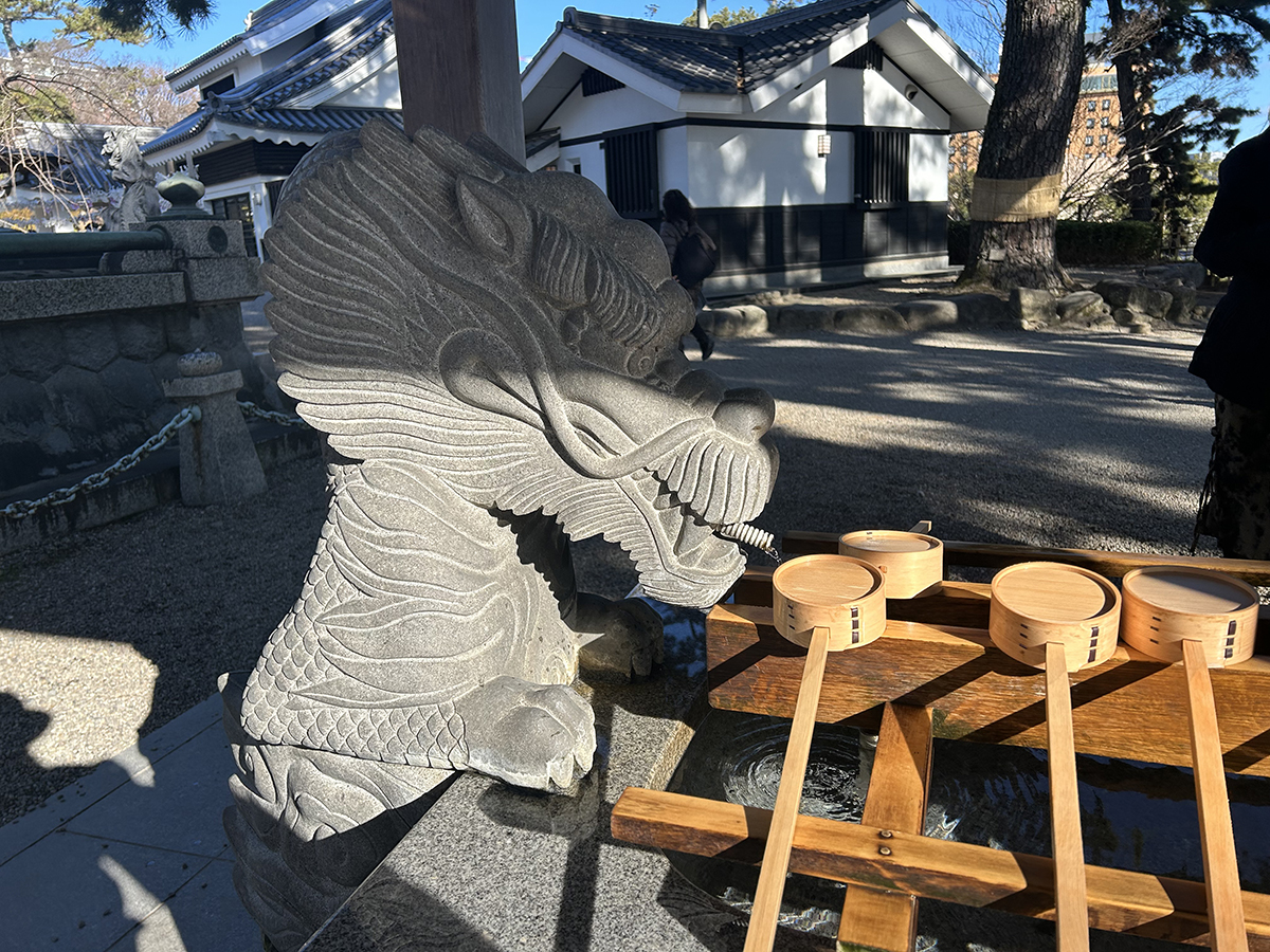 龍城神社