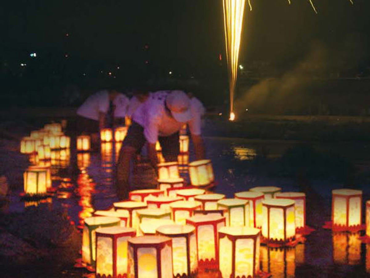 米津川焰火大會