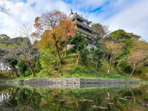西尾城と旧近衛邸（西尾市歴史公園）