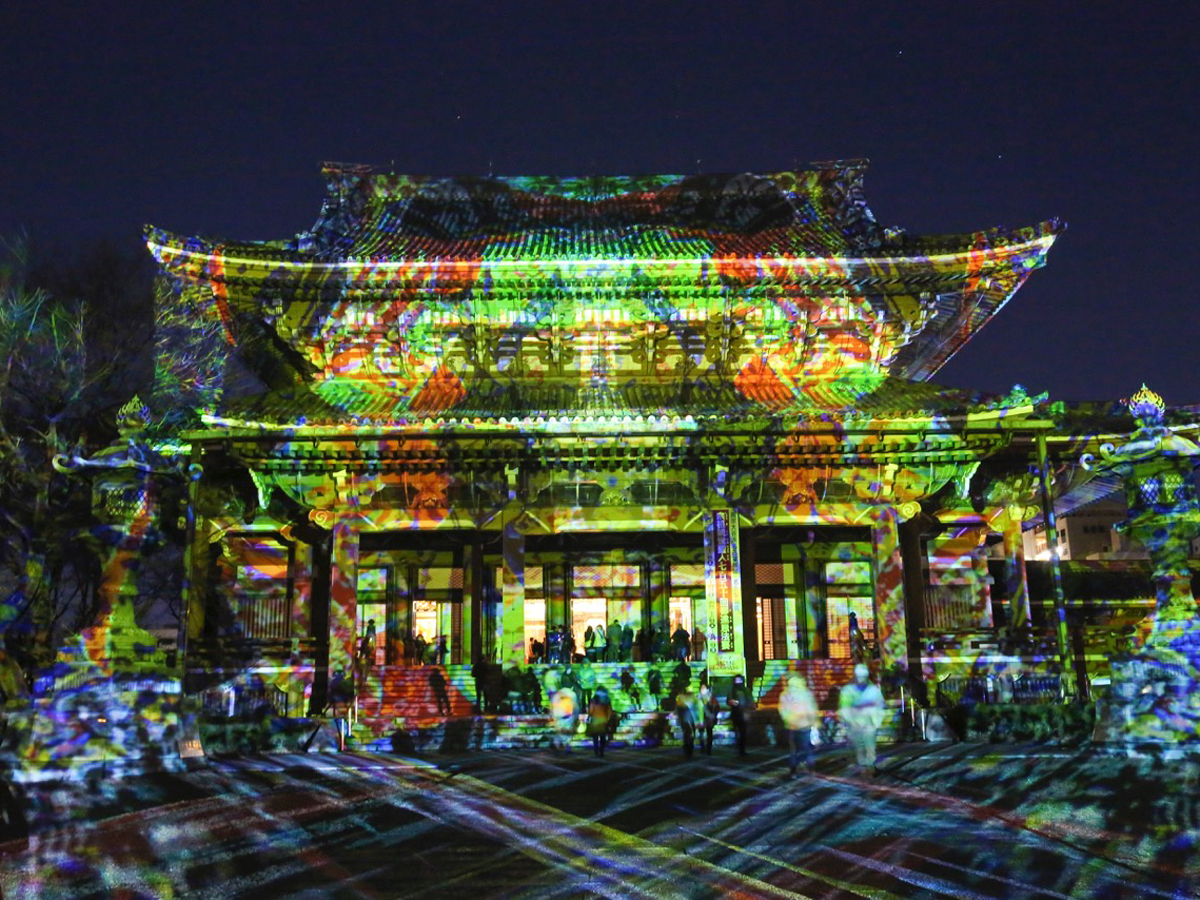 Higashi Betsuin Temple & D-K Live Digital Kakejiku