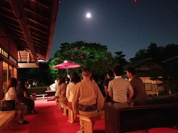 白鸟庭园　秋露祭
