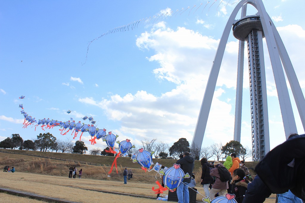 Kite Flying Festival "Tako-age Matsuri" (138 Tower Park)