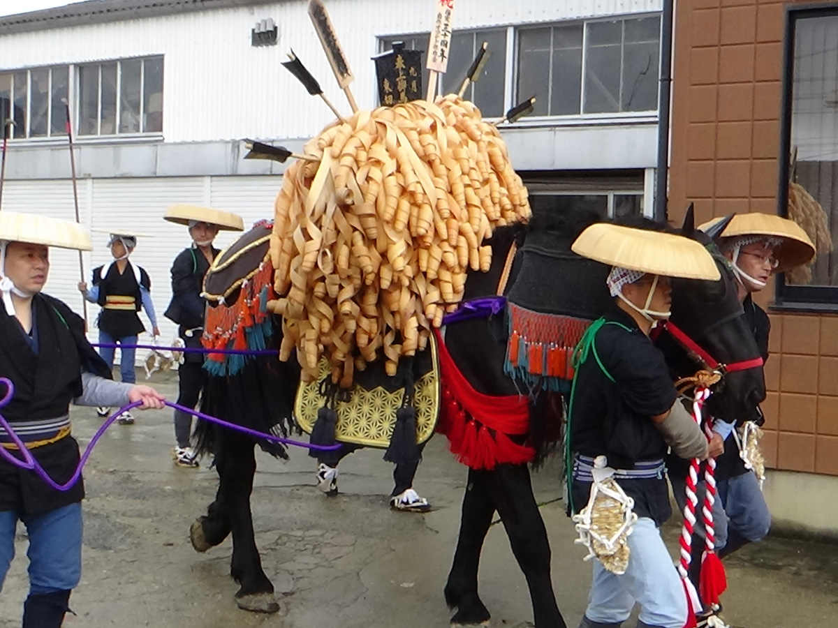 岩作オマント