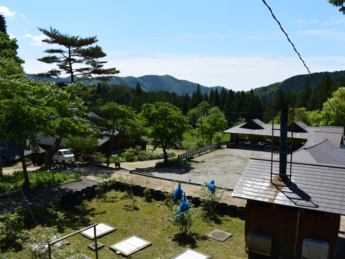 グリーンステージ花の木 山の大自然、夏休みは川遊びで大満喫!