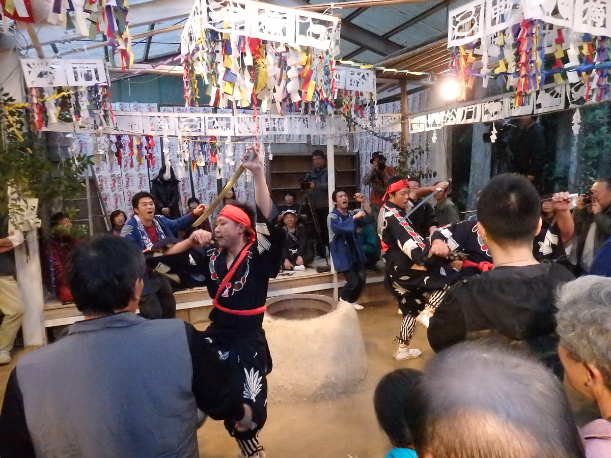 花祭【東栄町 東薗目】