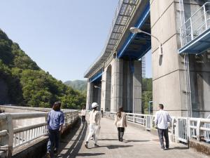 新豊根ダム