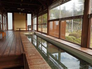 石畳足湯