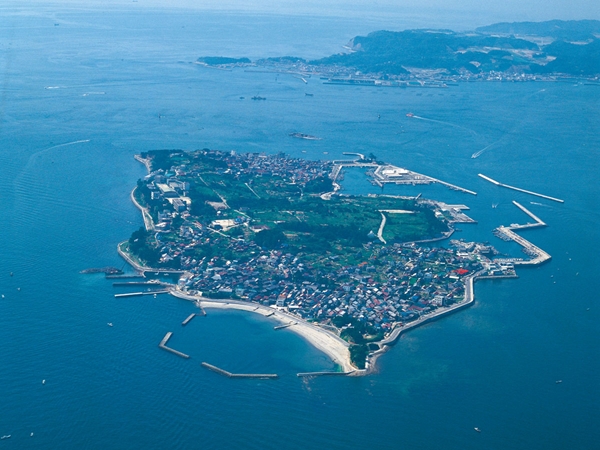 日間賀島