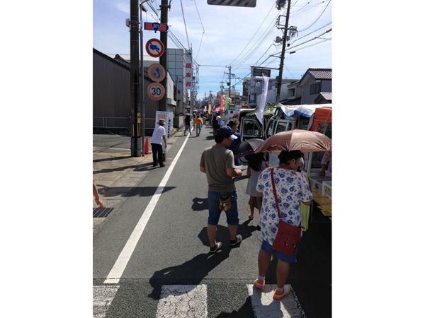 しんしろ軽トラ市のんほいルロット