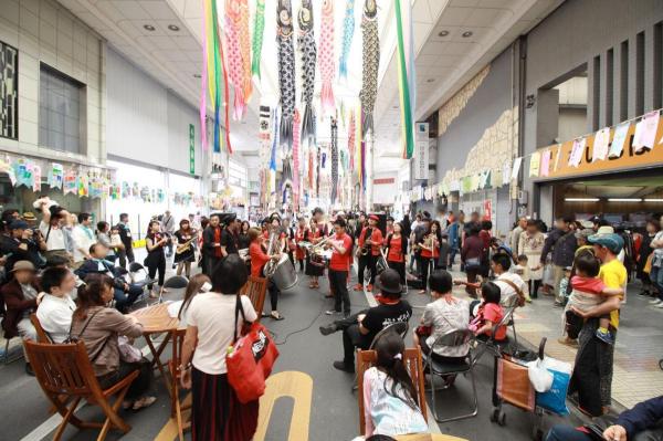 ตลาดโมริโนะมิยะอิจิ