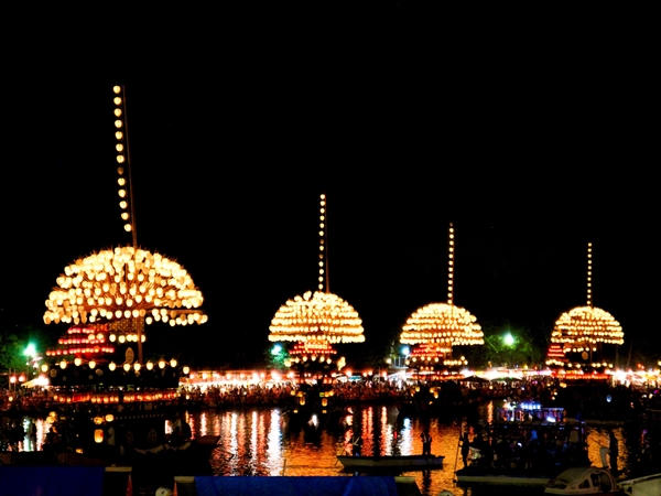 尾張津島天王祭