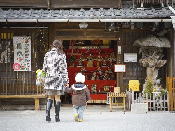 中馬のおひなさん in足助