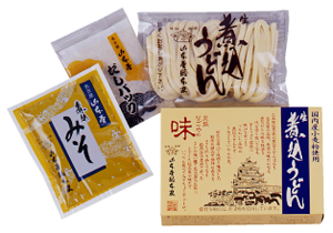 愛知的禮品　生燉煮烏冬面（山本屋總本家）