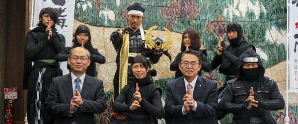 Tokugawa Ieyasu introduces newest Hattori Hanzo Ninja Team member to Aichi Governor Omura
