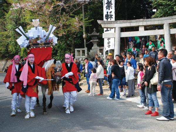 日长的马头祭