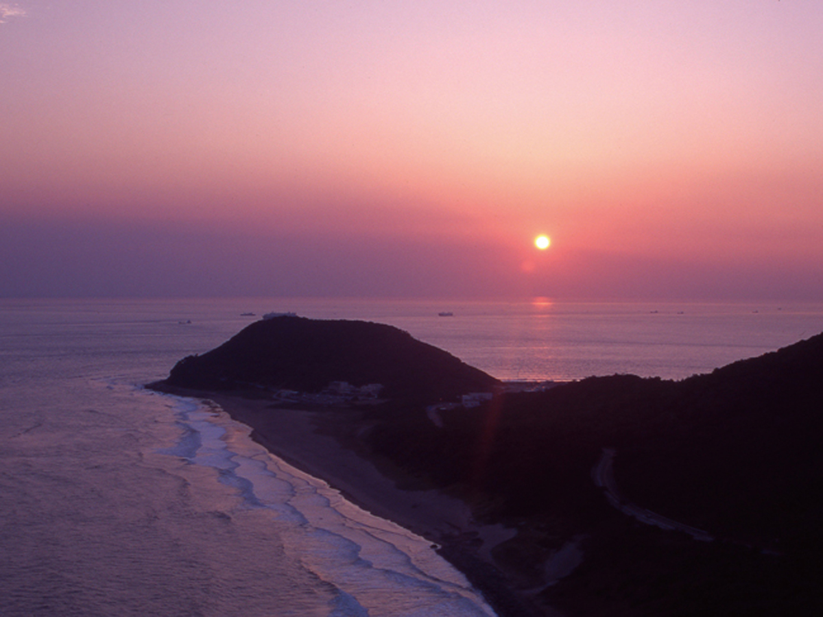 Koijigahama Beach