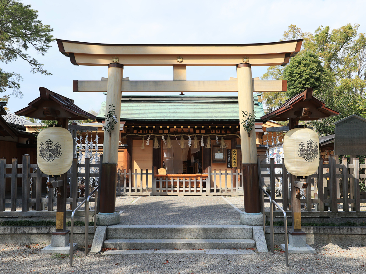 丰国神社