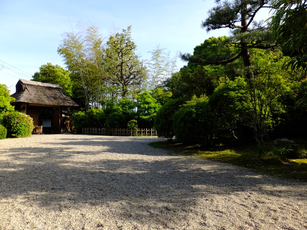 東山荘