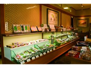 大和屋守口漬総本家　工場直売店