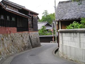 岡田の古い街並み