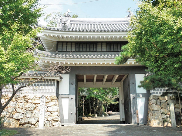 田原城跡（田原市博物館）