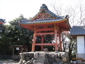 龍泉寺(仁王門）
