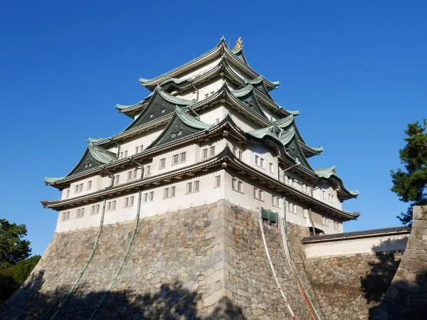 名古屋定期観光バス《午前》名古屋城・覚王山日泰寺コース