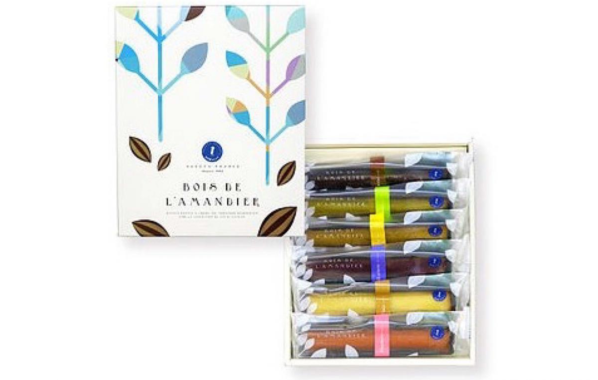 アーモンドの樹