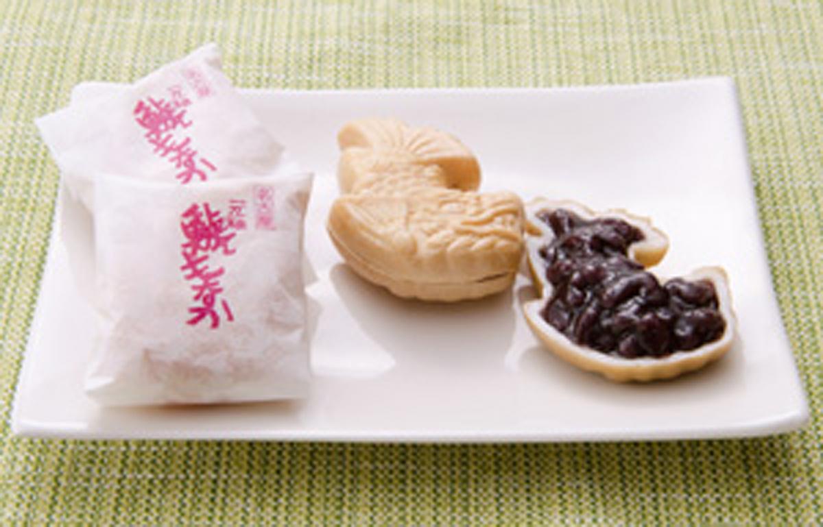 金鯱まんじゅう　有限会社元祖鯱もなか本店