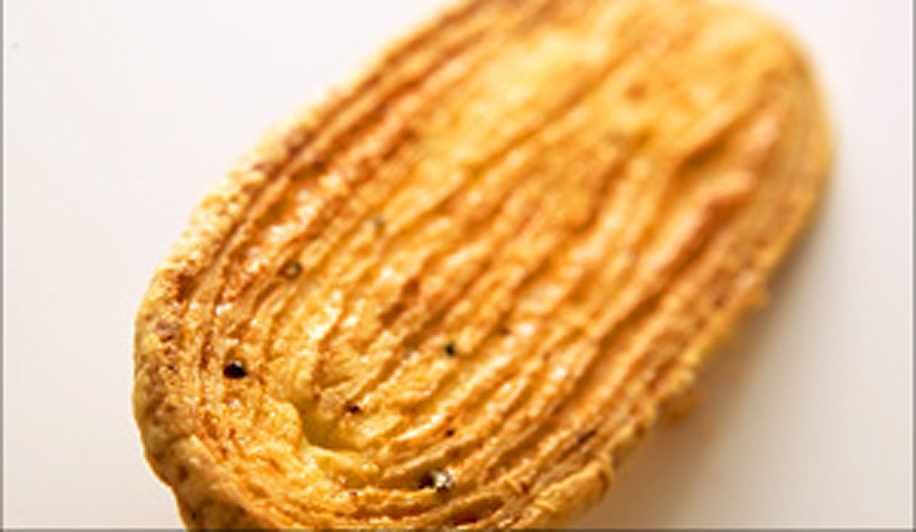 株式会社長﨑堂　名古屋地どりコーチンパイ