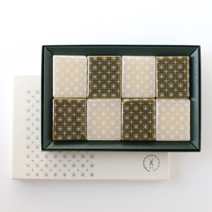 株式会社 青柳総本家　青柳ういろう ひとくち