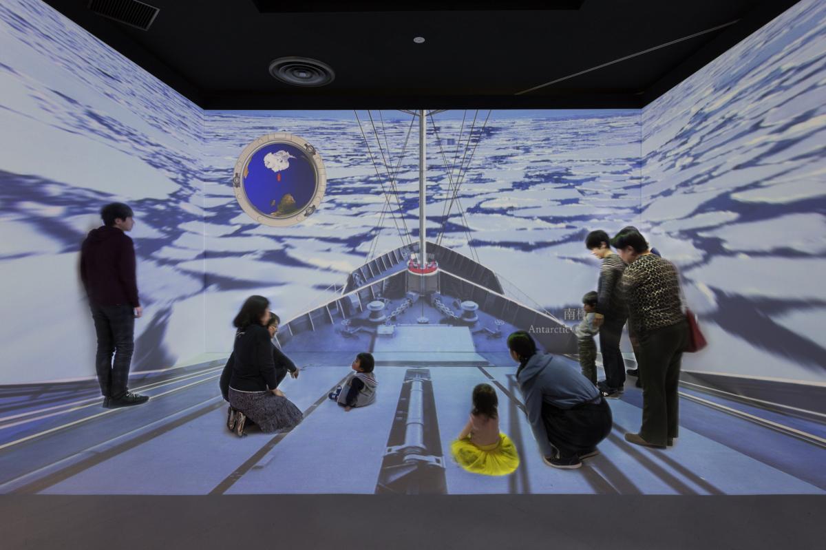 Nagoya Maritime Museum (Port Bldg.), and Antarctic Museum and Former Research Ship Fuji