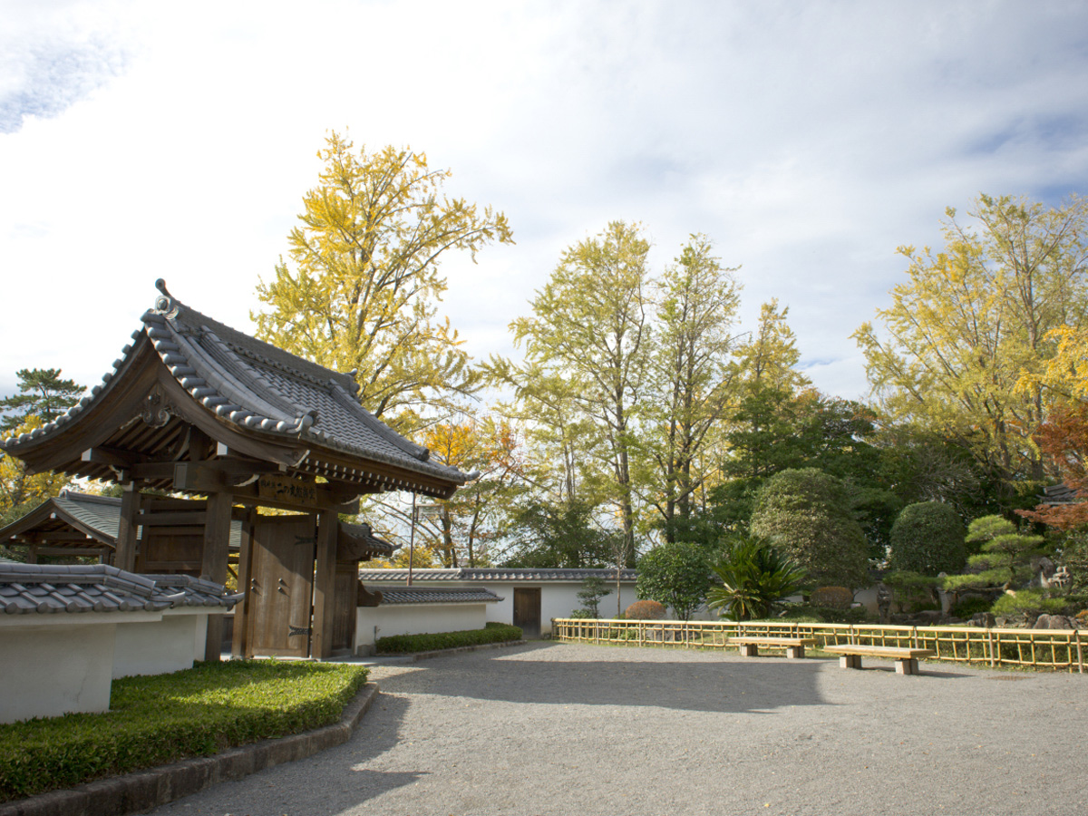 岡崎城・岡崎城公園・三河武士のやかた家康館