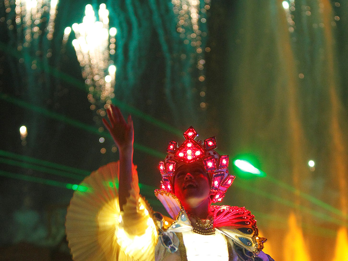 花火スペクタキュラ「ミスティノーチェ」