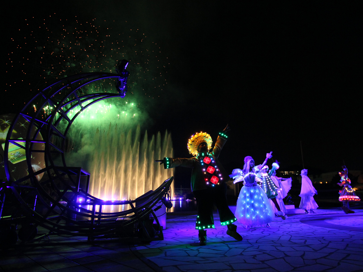 花火スペクタキュラ「ラ・レーヴ・デ・ノエル」