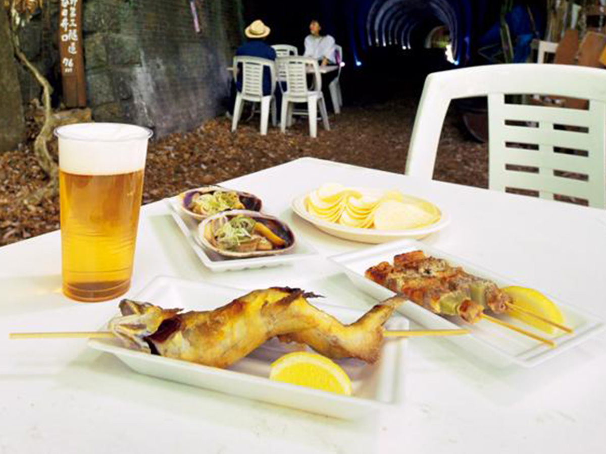 愛岐トンネル群 森のビアホール