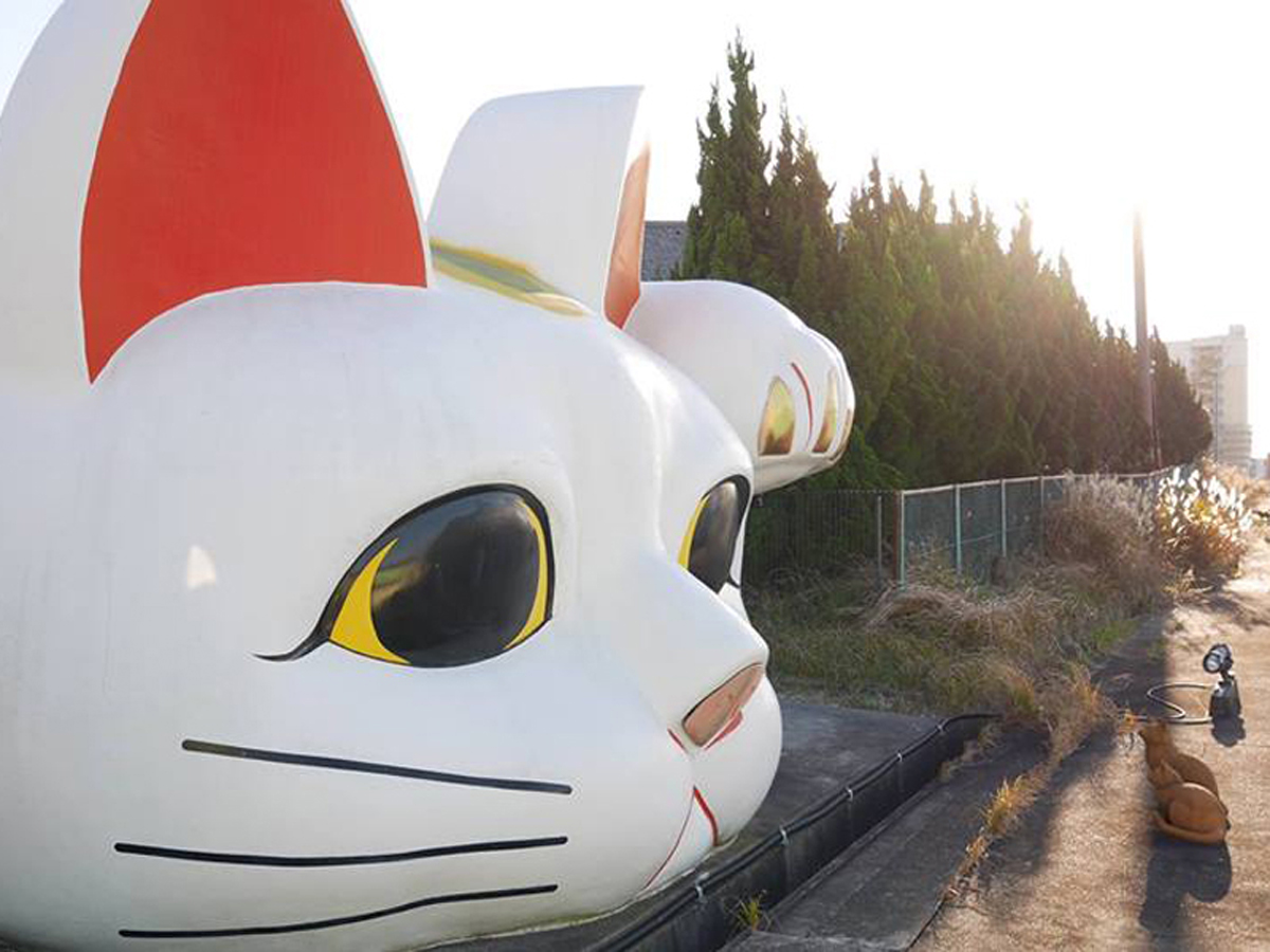 見守り猫「とこにゃん」（常滑やきもの散歩道内）