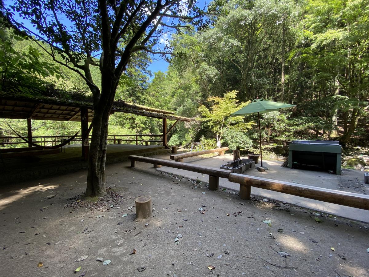 Narusawa-no-Taki Waterfall